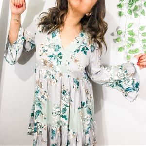 2 for $20 | Flowy bell sleave peasant dress.
